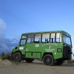 Allrad-Bus in den Dünen